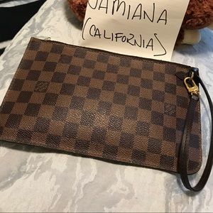 ❌SOLD❌Louis Vuitton damier pouch